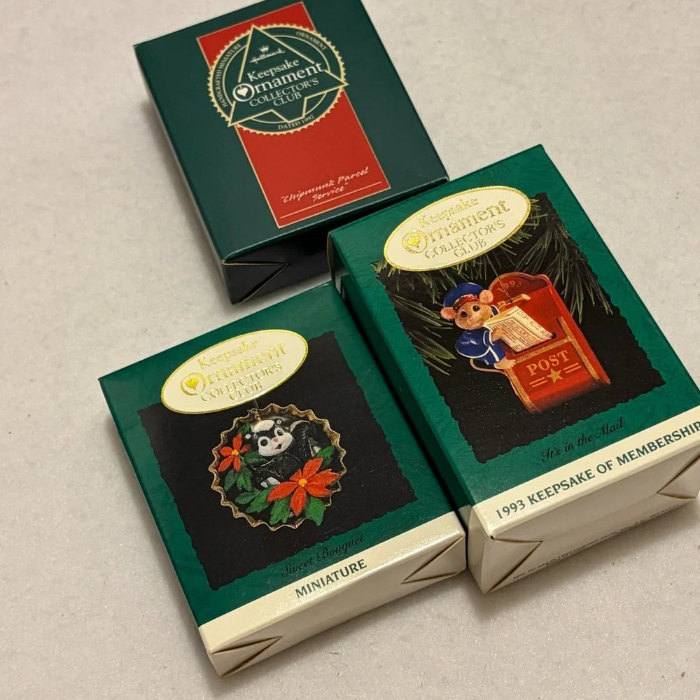 Lot 8 VTG Hallmark Keepsake Club Miniature Ornament Wreath Mailbox 1989-1995